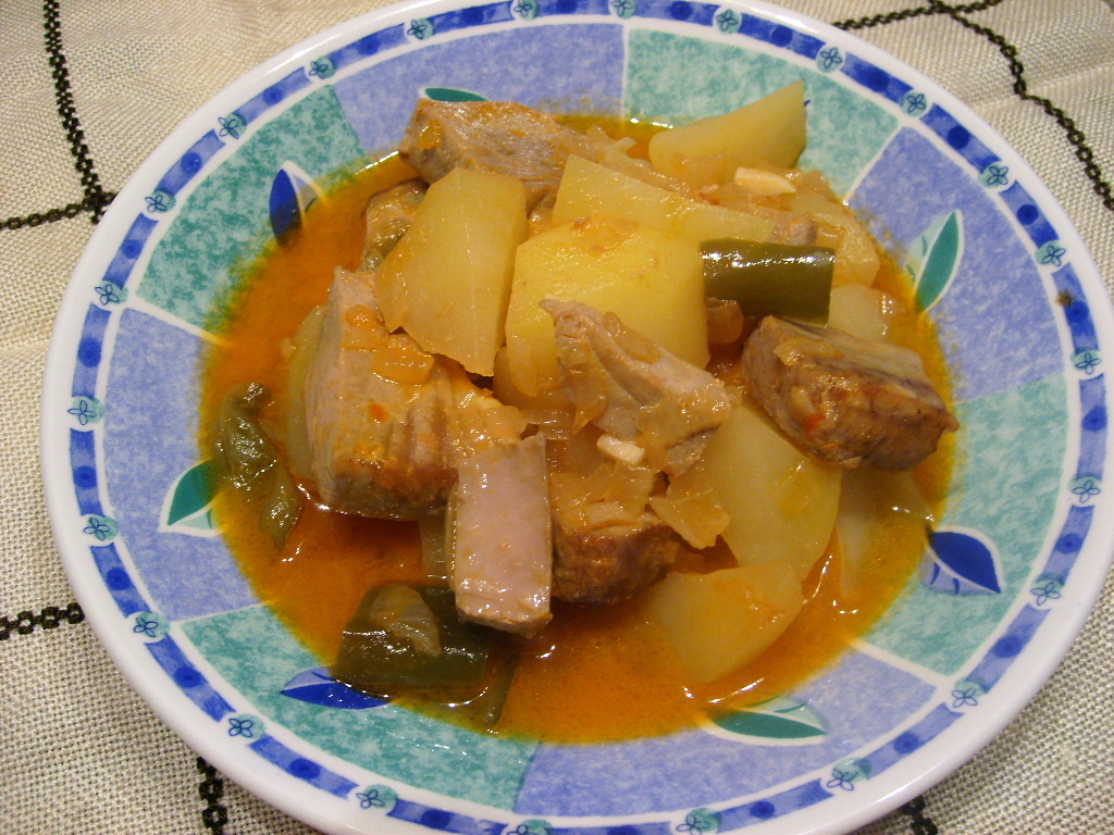 Tuna pot, Cantabrian and Basque typical dish.
