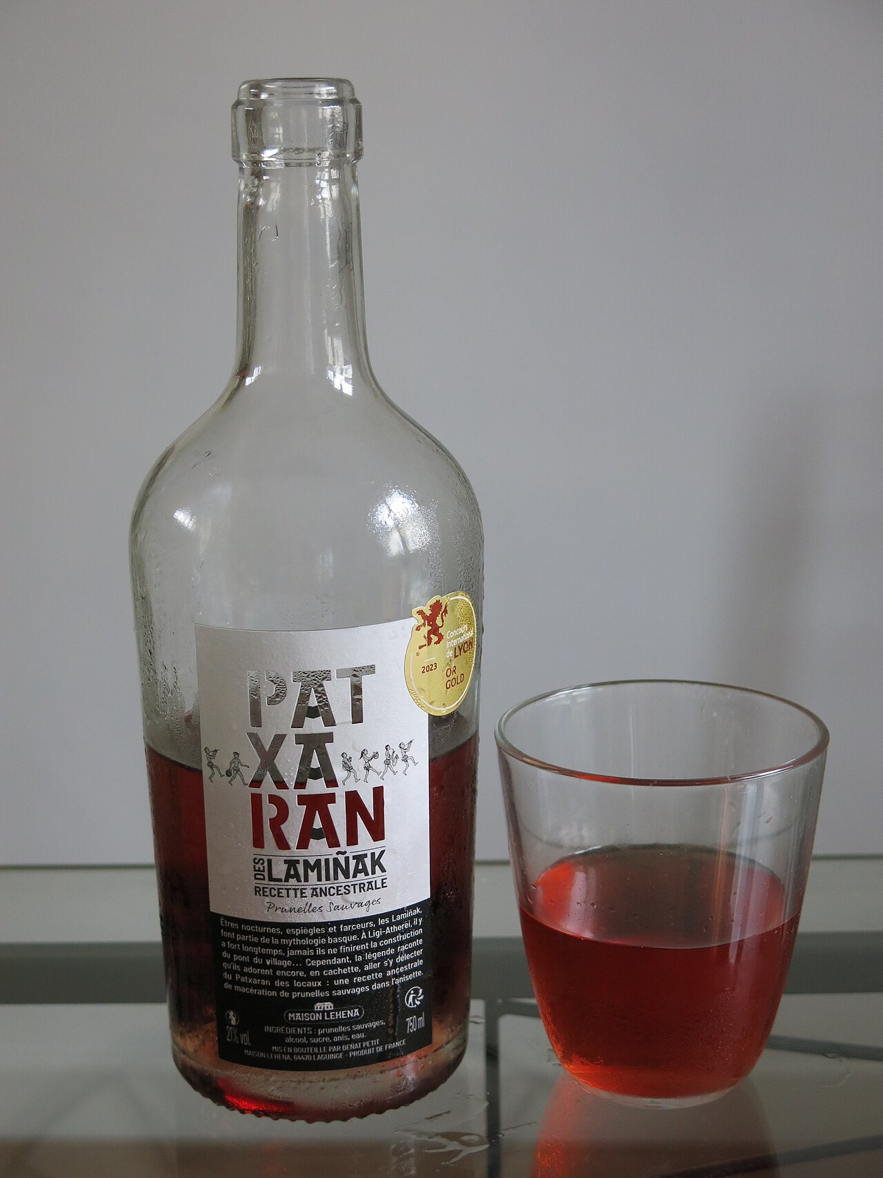 Patxaran des laminak made in Laguinge (Pyrénées-Atlantiques, France).