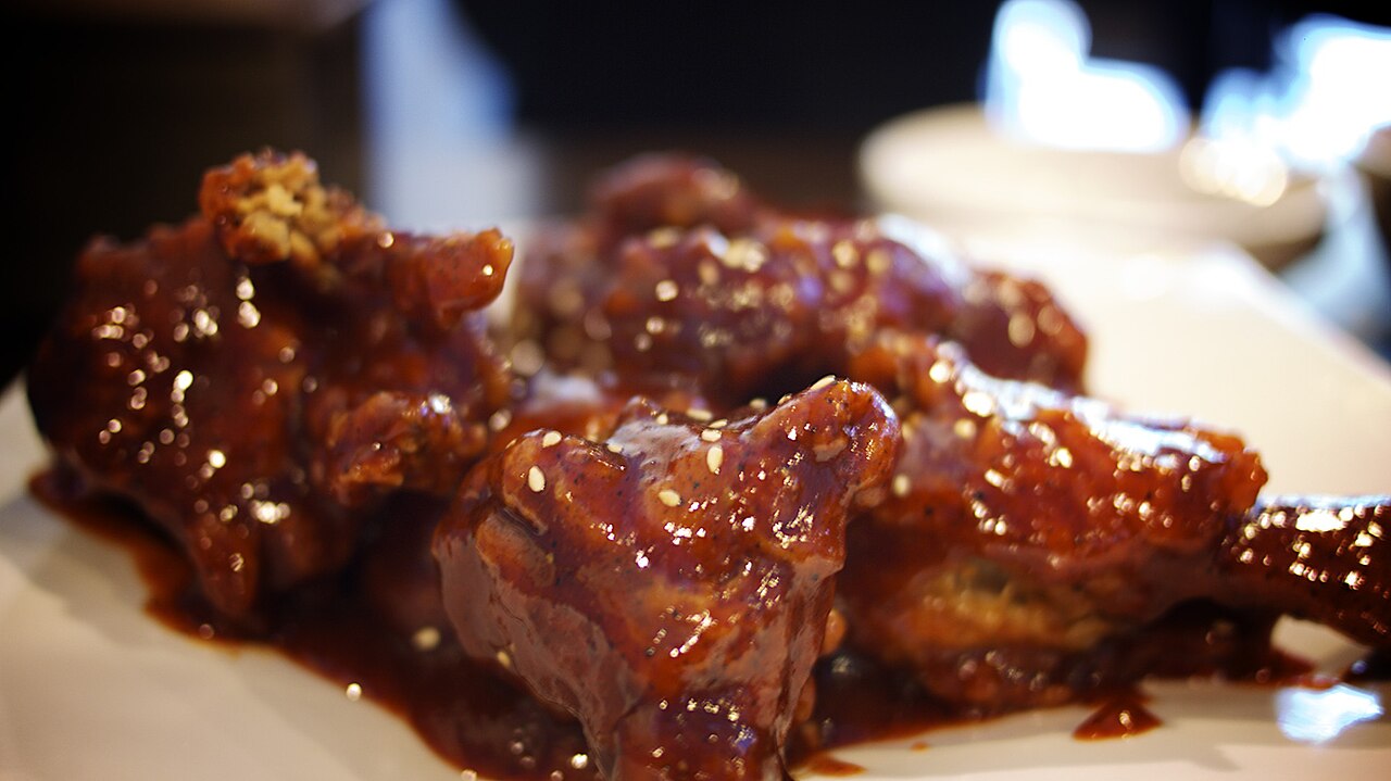 Korean fried chicken with yangnyeom (spicy sauce)