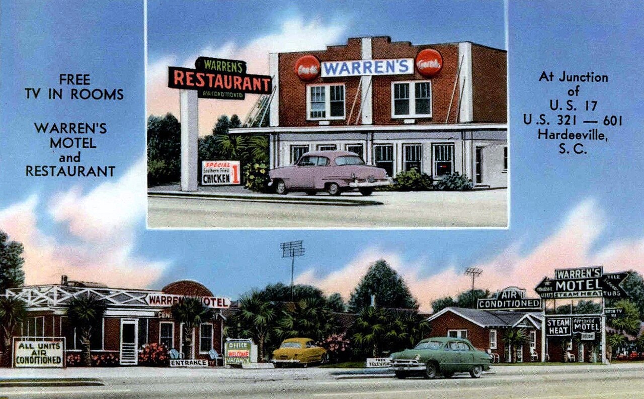 Linen postcard of Warren's Motel and Restaurant at Hardeeville, South Carolina.