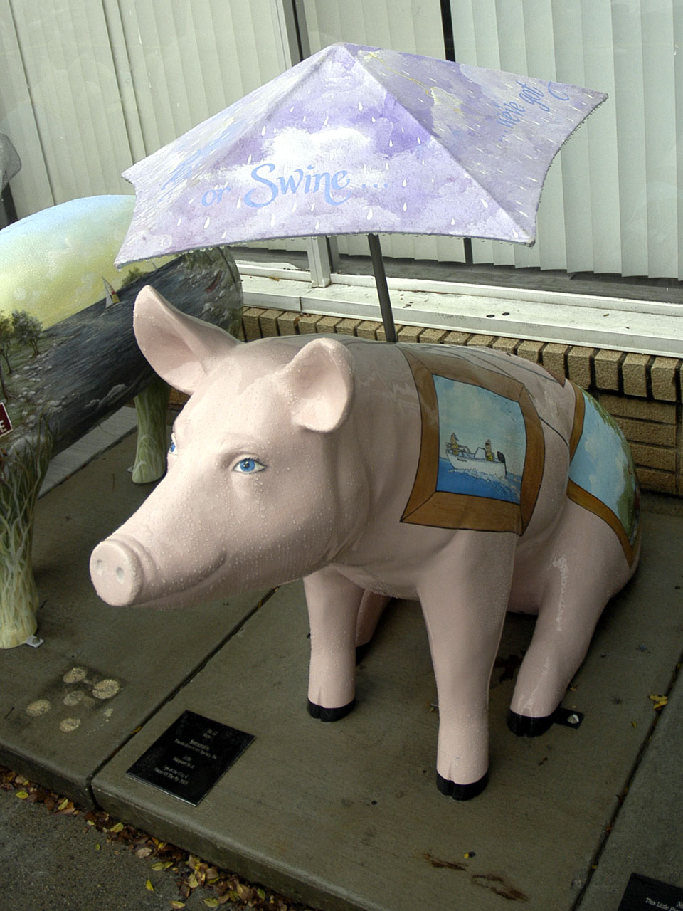 A painted pig sculpture on display in Lexington, North Carolina.