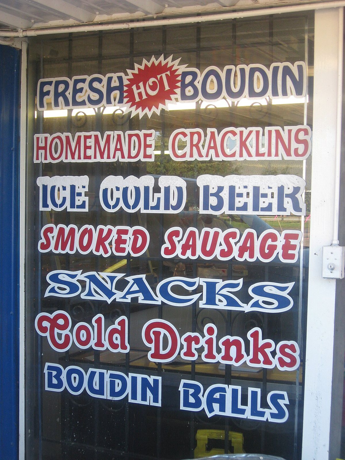 Ray's
Opelousas, LA
Photos from fieldwork conducted by SFA oral historian Mary Beth Lasseter for a project documenting boudin, February 2009.

www.southernboudintrail.com