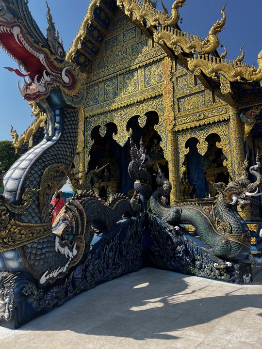 Naga guardians, the Blue Temple