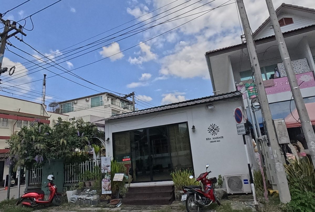 Risa Thai Massage, seen from the road
