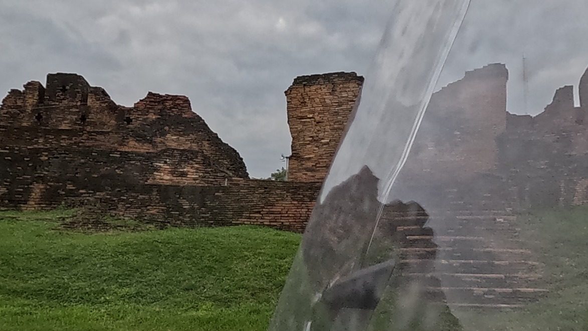 Chaeng Hua Lin ruin