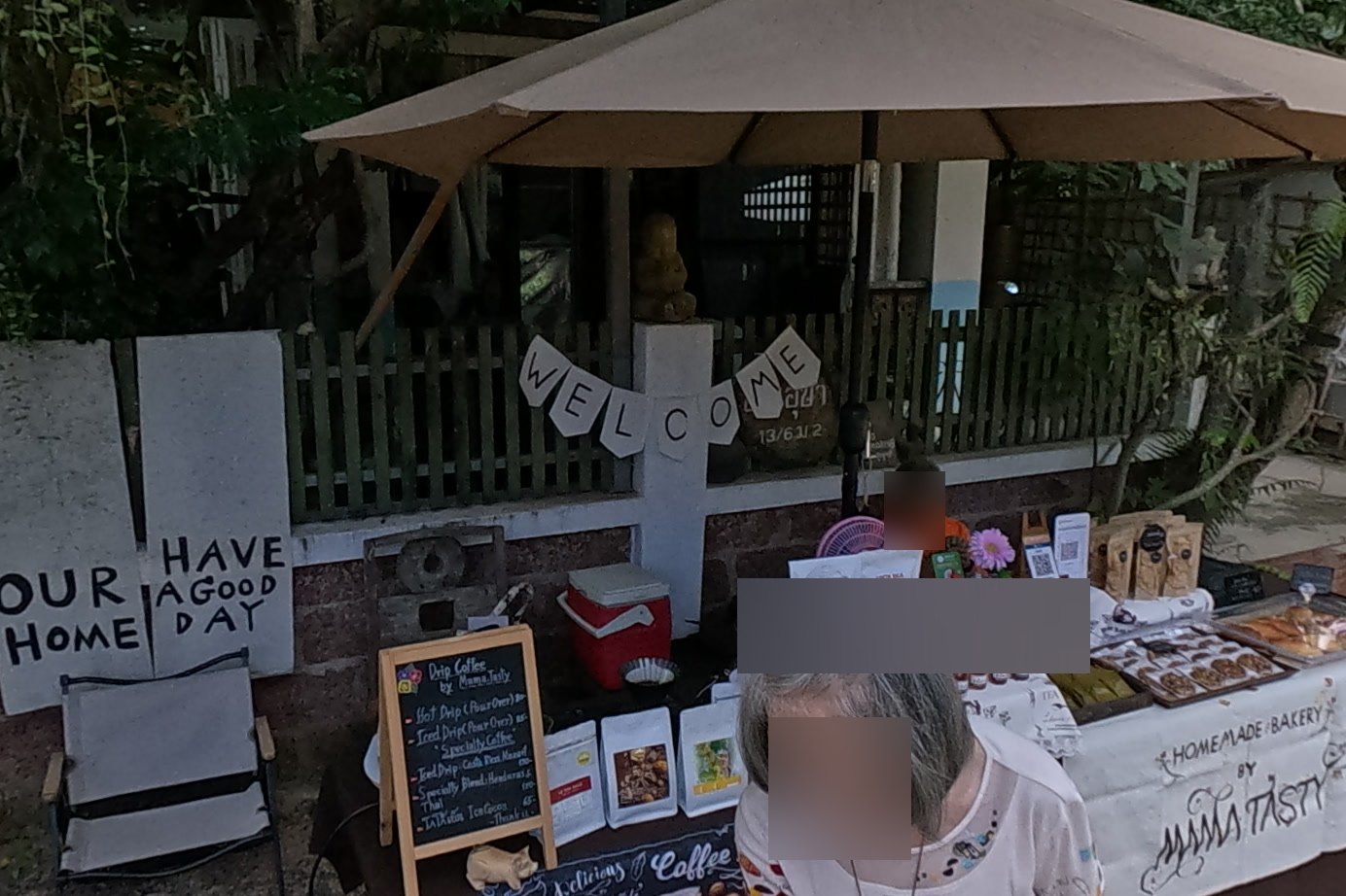 Mama Tasty's bakery and drip-coffee table — Chamcha Market, San Kamphaeng