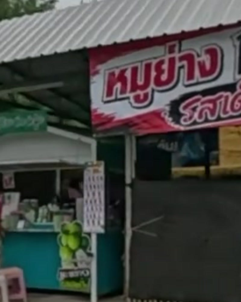 grilled pork and chicken stall — San Kamphaeng