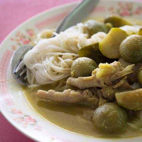 Khanom chin kaeng khiao wan kai (Thai script: ขนมจีนแกงเขียวหวานไก่) is a popular dish in Thailand consisting of Thai green chicken curry served over freshly made Thai rice noodles. It is usually serv