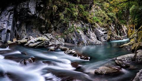 River at the Li Song Hot Spring