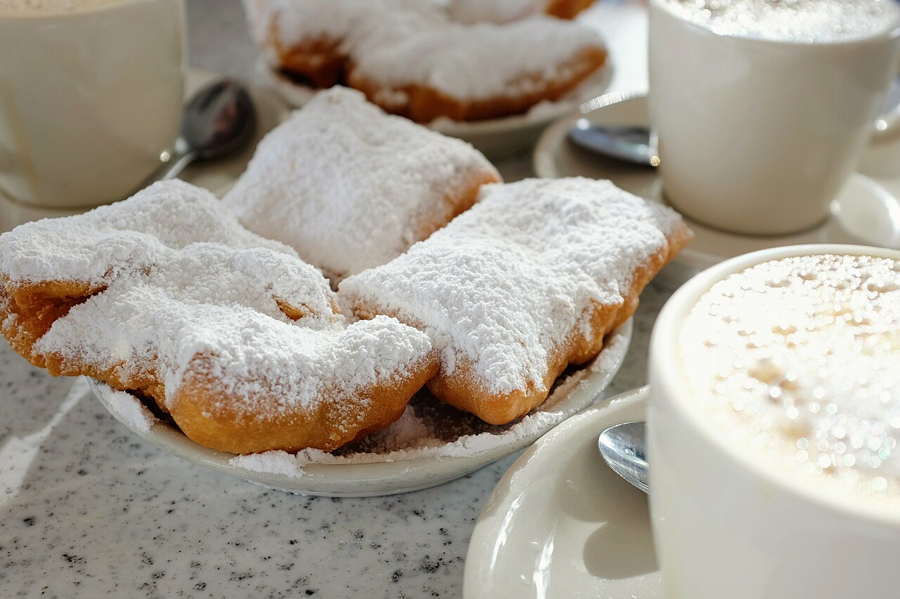 Beignets and cafe au lait at Café du Monde, New Orleans
